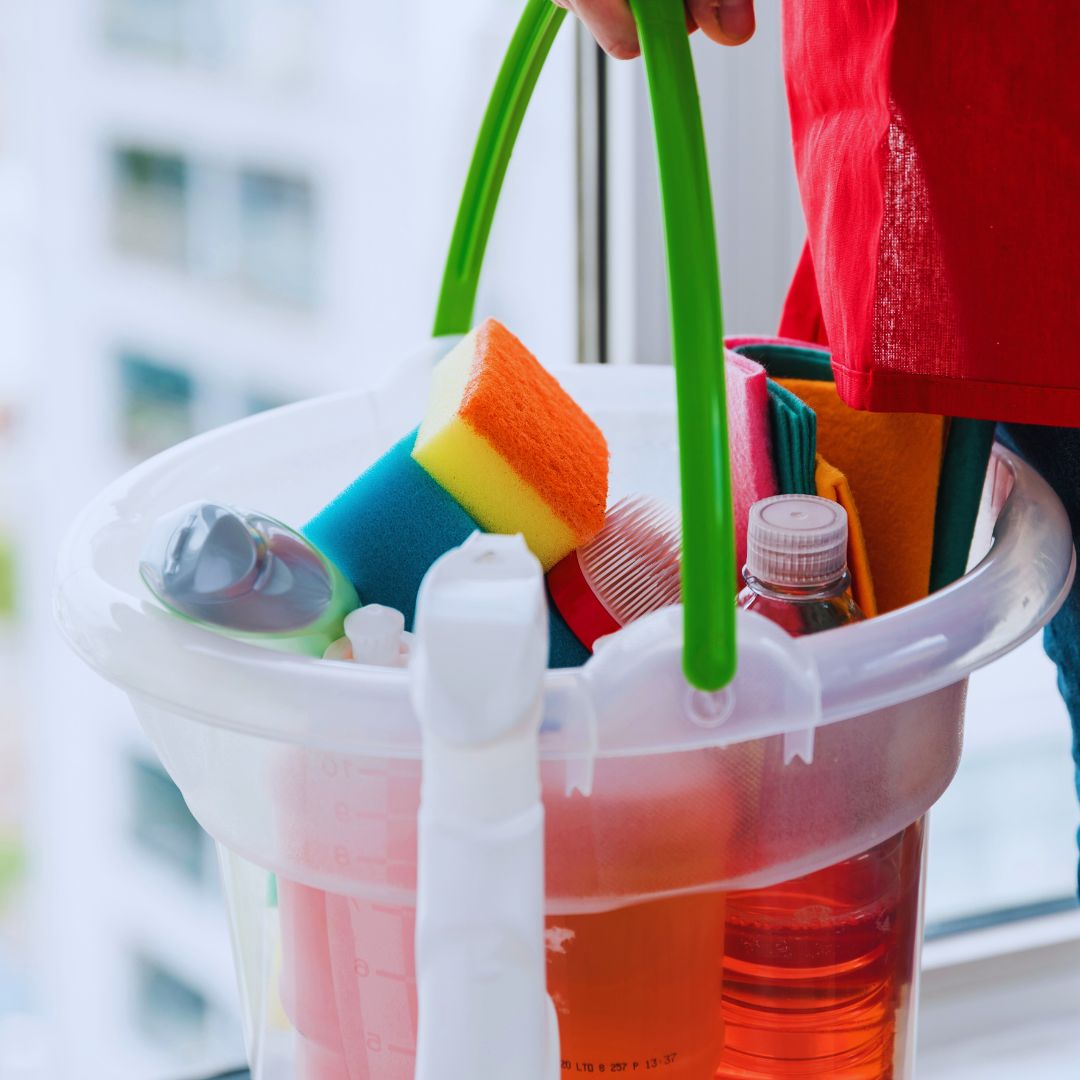 A terceirização tem se tornado uma prática cada vez mais comum na indústria brasileira, oferecendo uma maneira eficaz de otimizar recursos e focar nas atividades essenciais do negócio.
